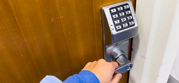 Why Choose Us for Your Keypad Lock Needs in Sammamish, WA?